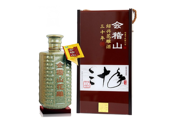 潍坊会稽山黄酒回收会稽山三十年绍兴花雕酒30年木盒装2.5L黄酒行情价格